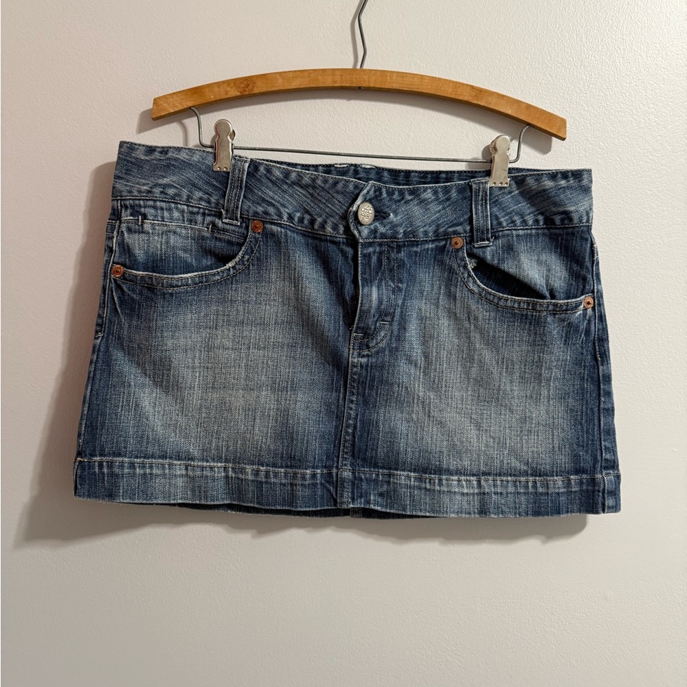 American Eagle Outfitters Y2K Denim Mini Skirt
